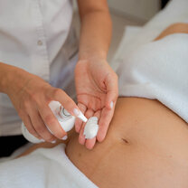 Prenatalna masaža i belly facial tretman koji menja pravila: LGC protokol stiže uskoro